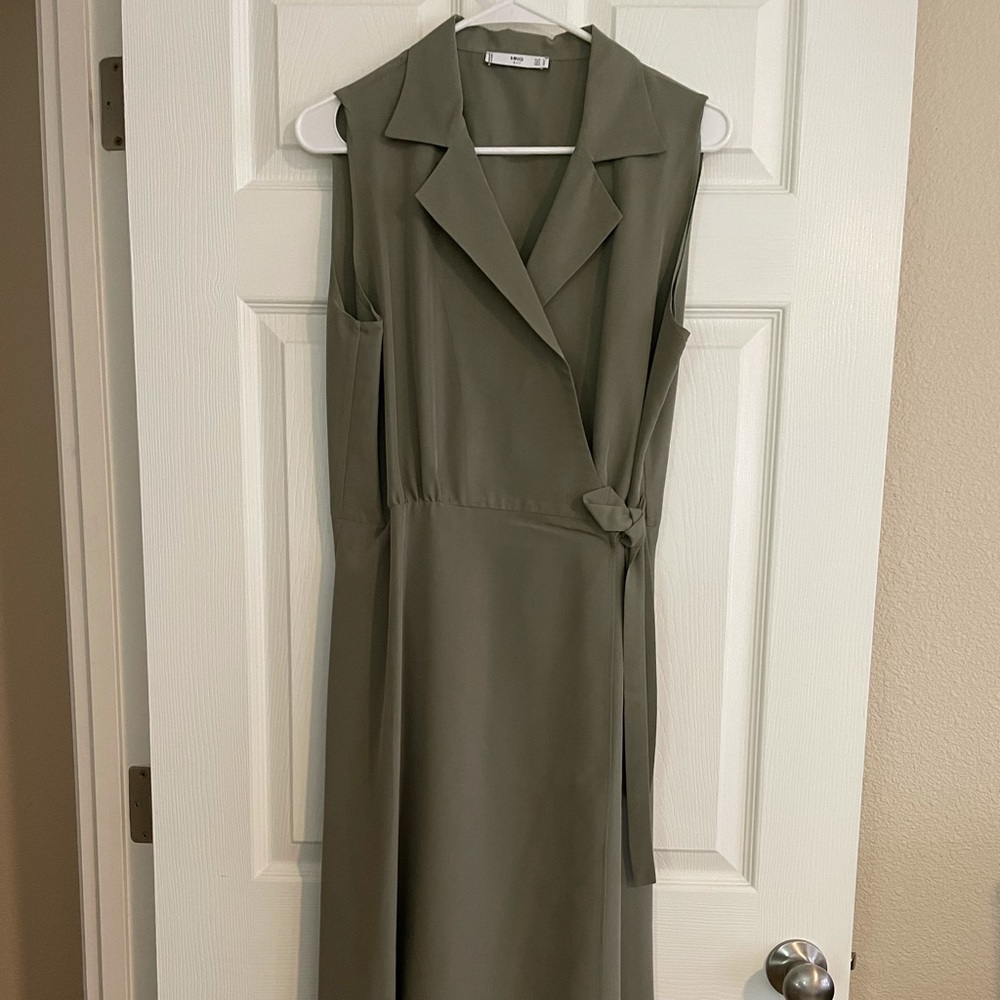 Mango Wrap Midi Dress w/Side Tie - size 8